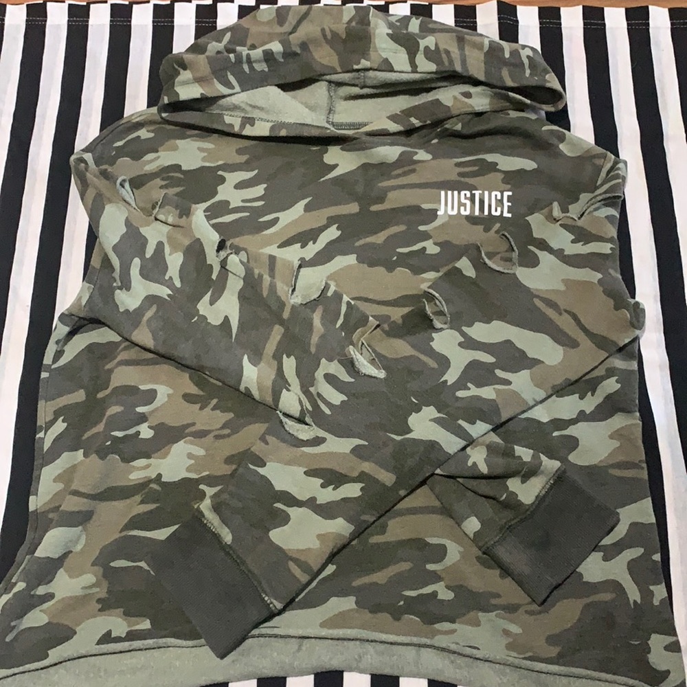 Teens closet Justice
